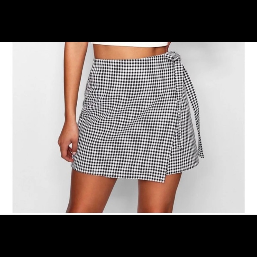 Boohoo Skirt